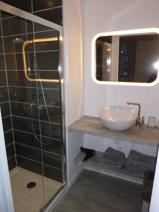 Le Bouddha Besse Bed & Breakfast Dış mekan fotoğraf