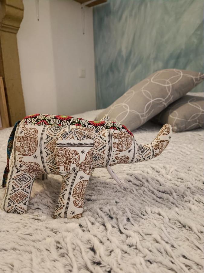 Le Bouddha Besse Bed & Breakfast Dış mekan fotoğraf
